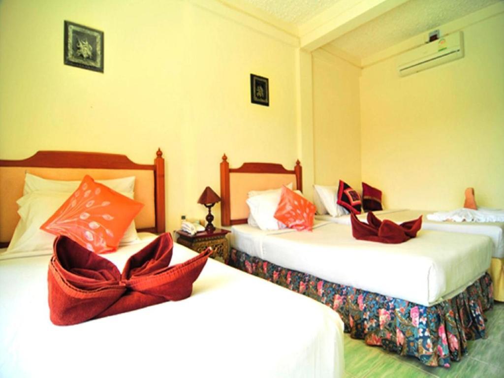 Baan Karon Hill Phuket Resort Zimmer foto